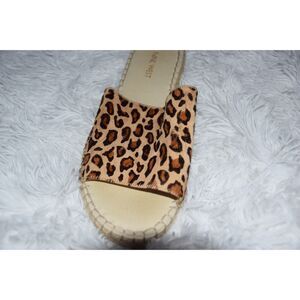 Nine West Leopard print shoes with faux fur size 10
